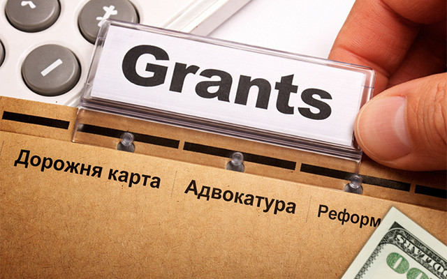 Як тіньові звіти стали грантовим сервісом, пояснили дослідники зі США