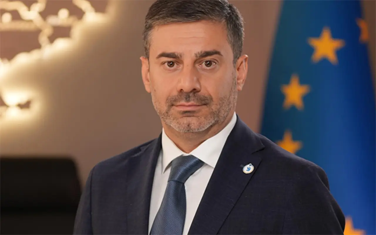 Омбудсман вимагає принципової реакції на насильство щодо адвокатів