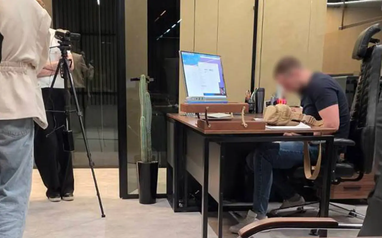 Детективи НАБУ переглянули адвокатські досьє під час обшуку