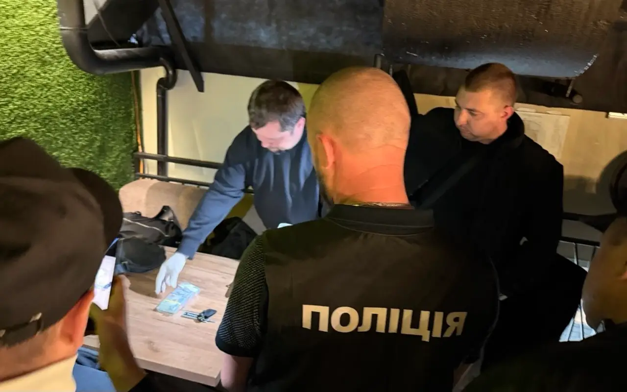 Парадокси невідкладності: чи можна розслідувати злочин до його вчинення?