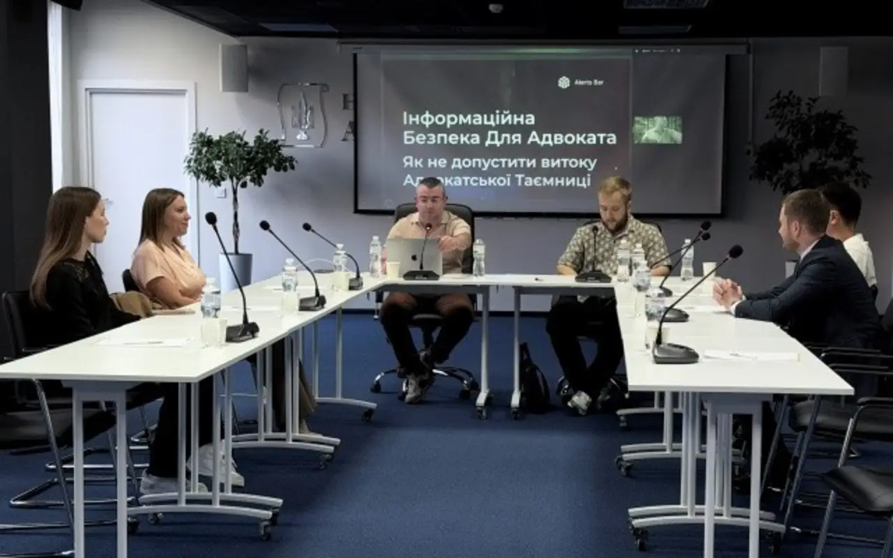 Адвокатська таємниця під загрозою: чим небезпечна компрометація робочого пристрою