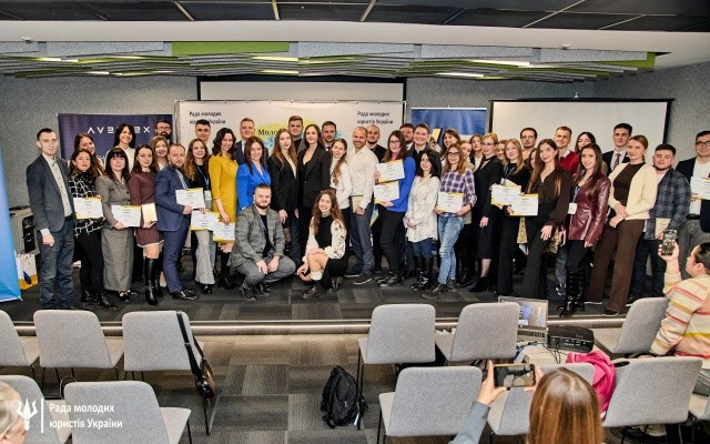 Названо молодих правників року