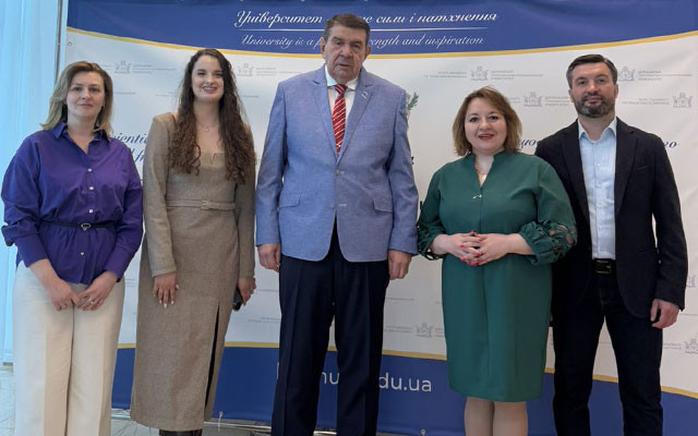 НААУ привітала ДТЕУ з ювілеєм та провела для студентів майстер-класи