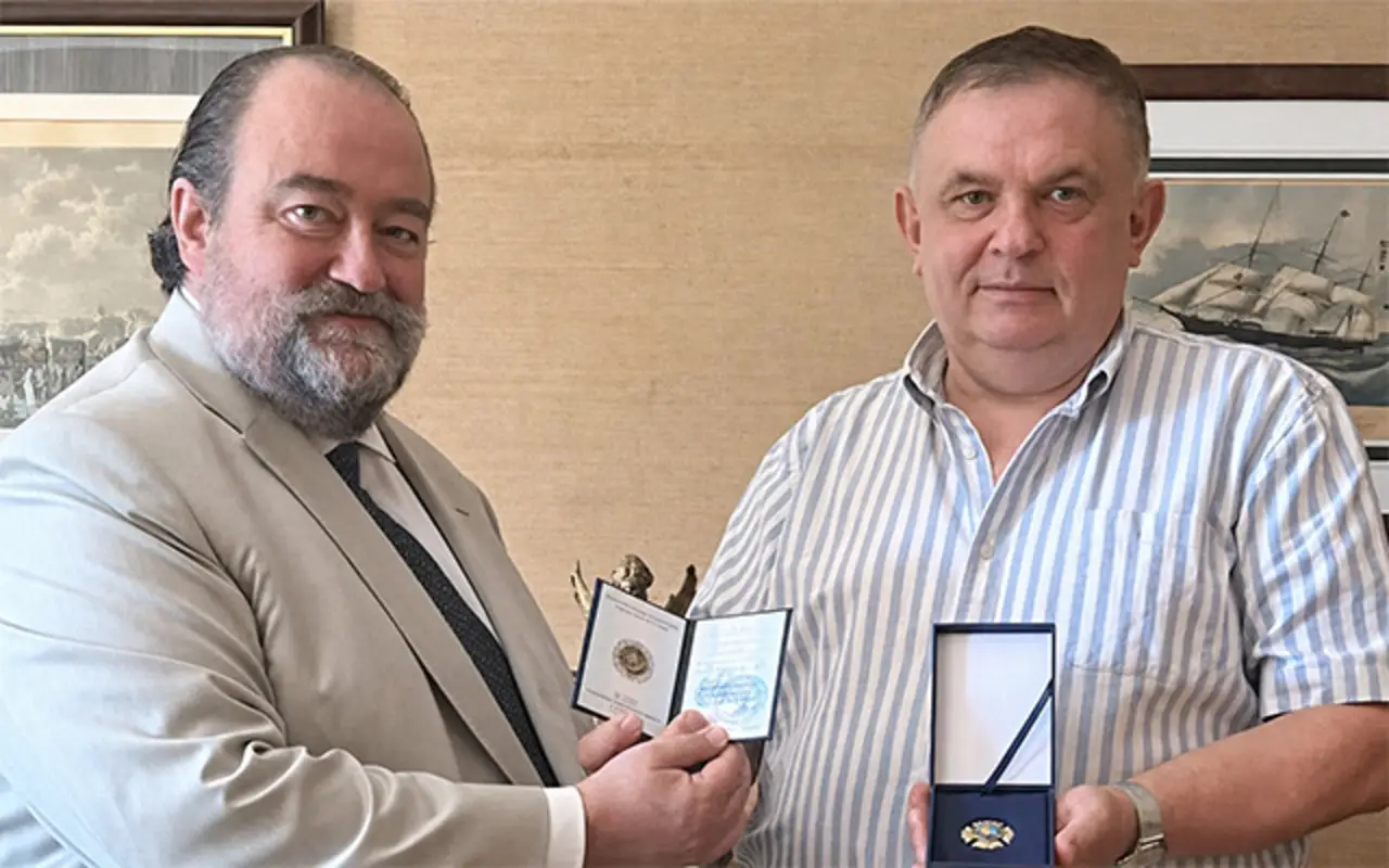 НААУ відзначила адвоката, що допомагав українцям у Португалії
