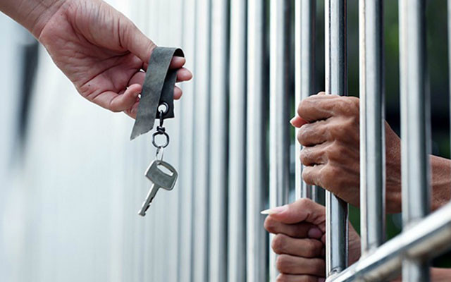 Після війни амністія злочинців чи звільнення від відповідальності?