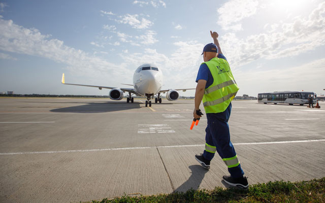 Відновлення діяльності цивільної авіації в Україні: юридичні передумови, ризики