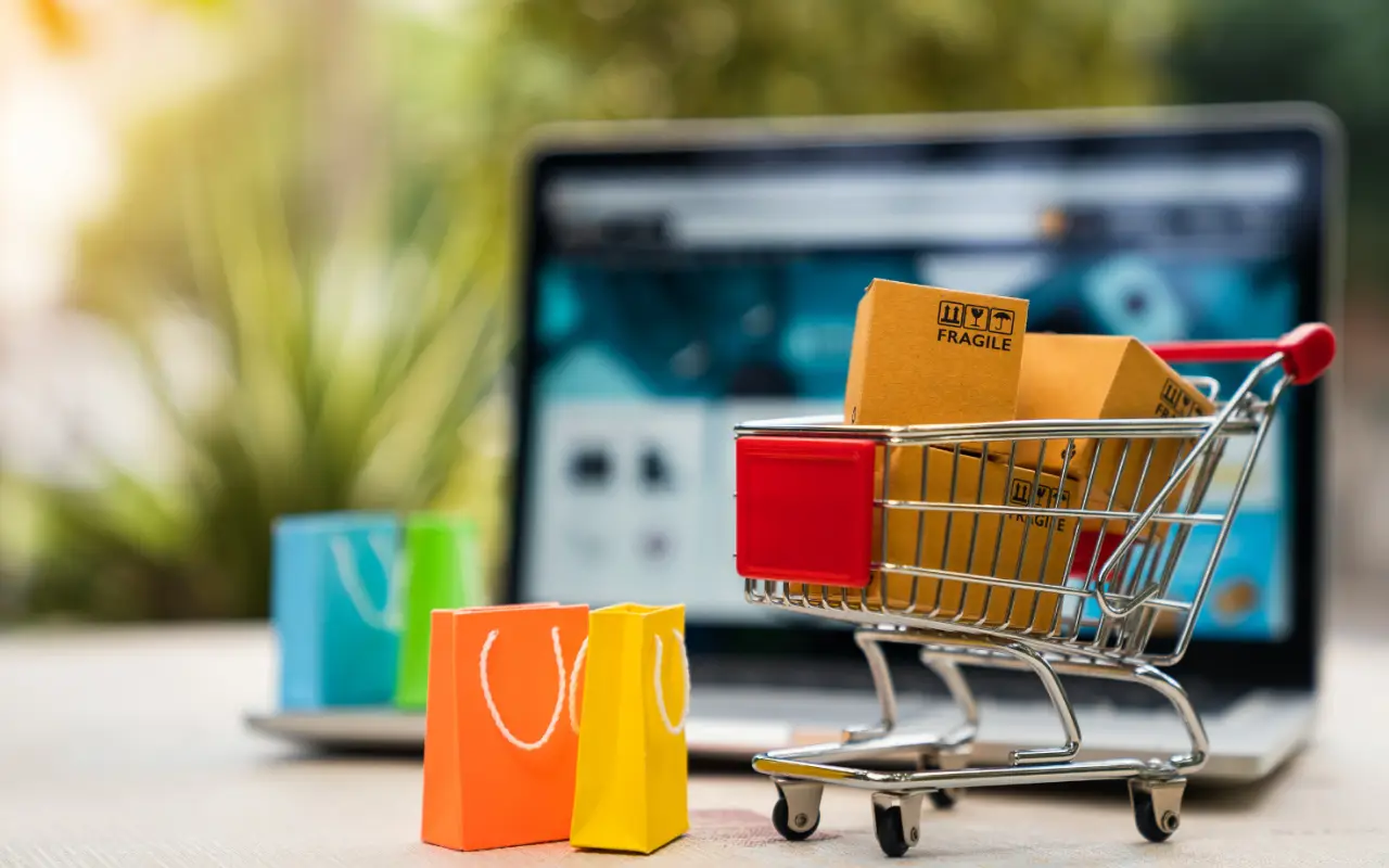 Не податок на OLX, а контроль доходів з платформ: що змінює новий закон
