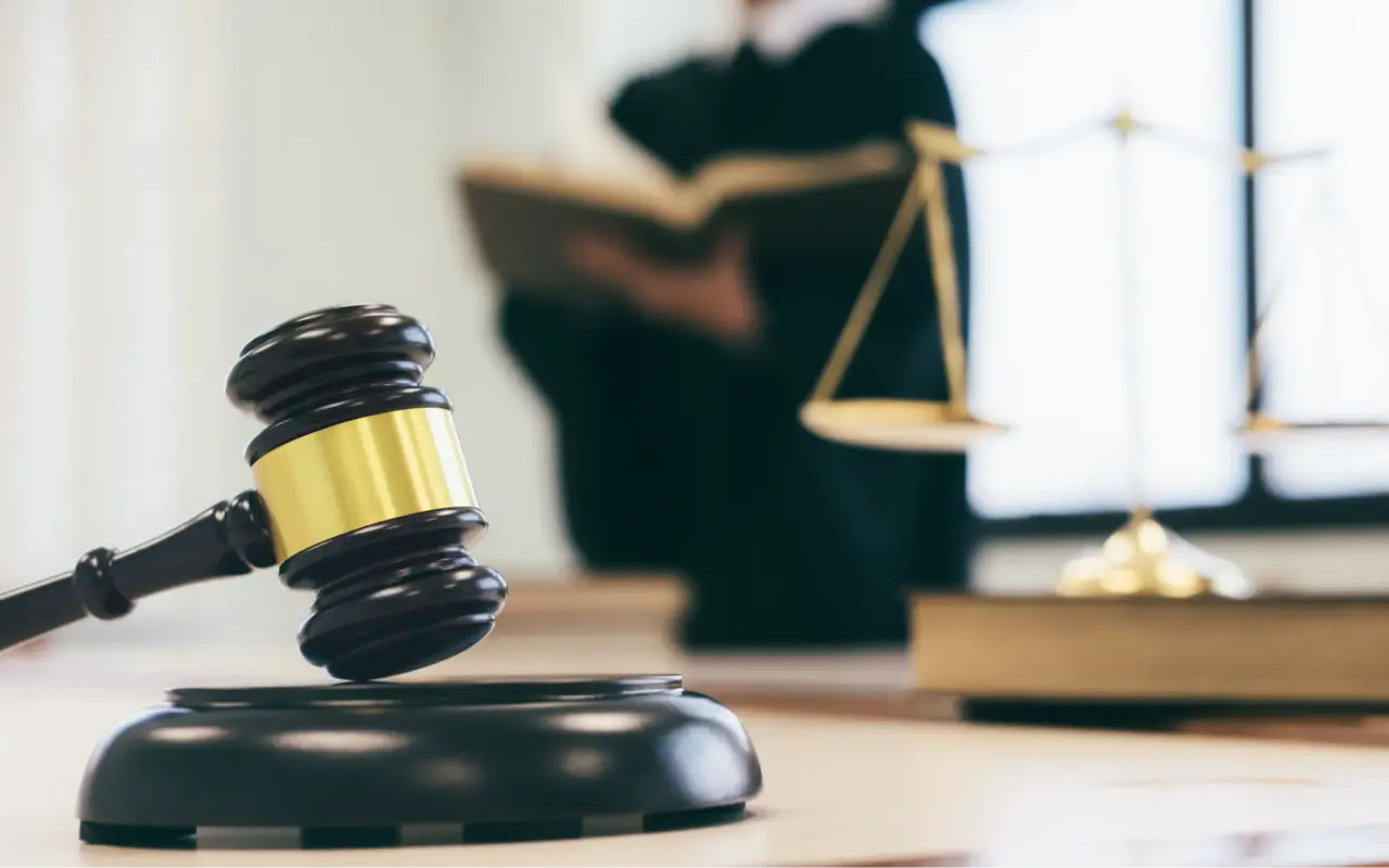 Чи вправі прокурор оскаржити постанову у справі про адміністративне правопорушення?