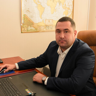 Равлюк Віталій Васильович | Єдиний реєстр адвокатів України